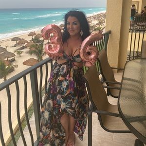 Beautiful high low maxi, open back & cut out sides